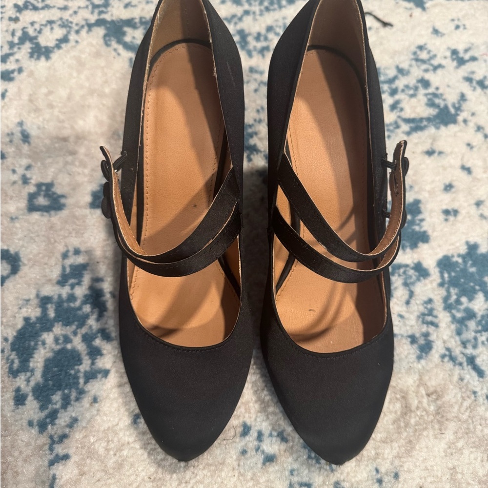 Urban Outfitters Black Mary Jane Heels